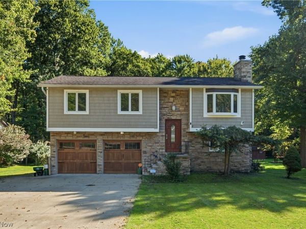 10459 Woodchuck Court , Twinsburg, OH 44087