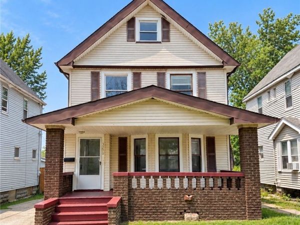 3270 E 118th Street, Cleveland, OH 44120