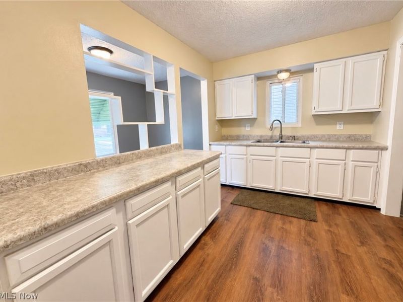 4399 E 143rd Street, Cleveland, OH 44128 Photo 3