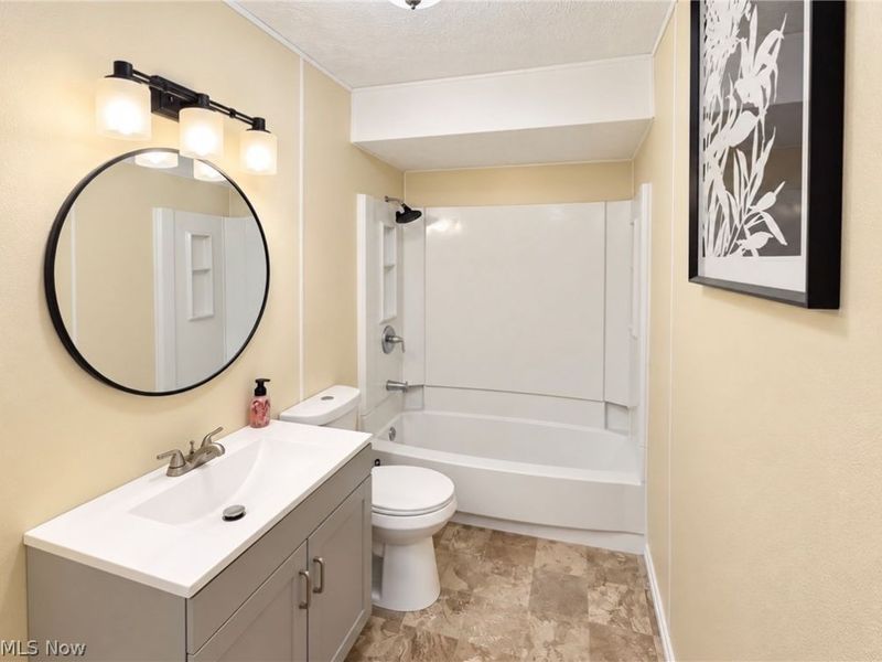 4399 E 143rd Street, Cleveland, OH 44128 Photo 6