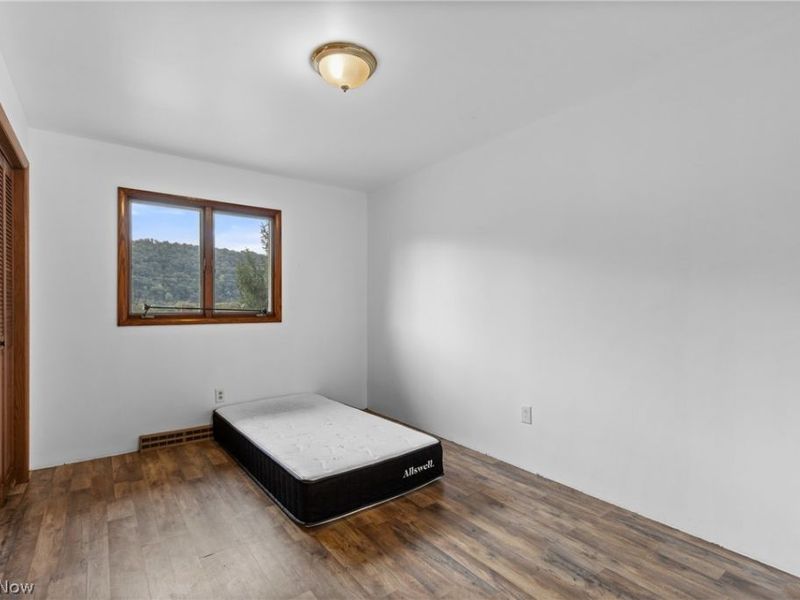 61558 W Central Avenue, Shadyside, OH 43947 Photo 18