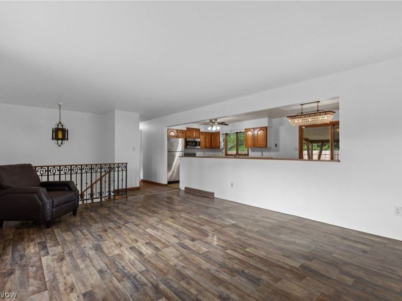 61558 W Central Avenue, Shadyside, OH 43947 Photo 5