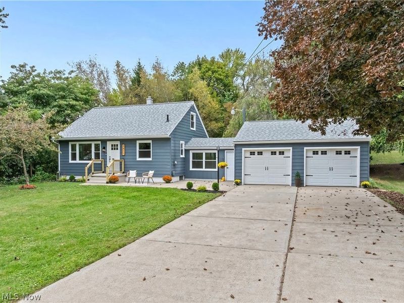 3411 Sweitzer Street NW, Uniontown, OH 44685 Photo 2