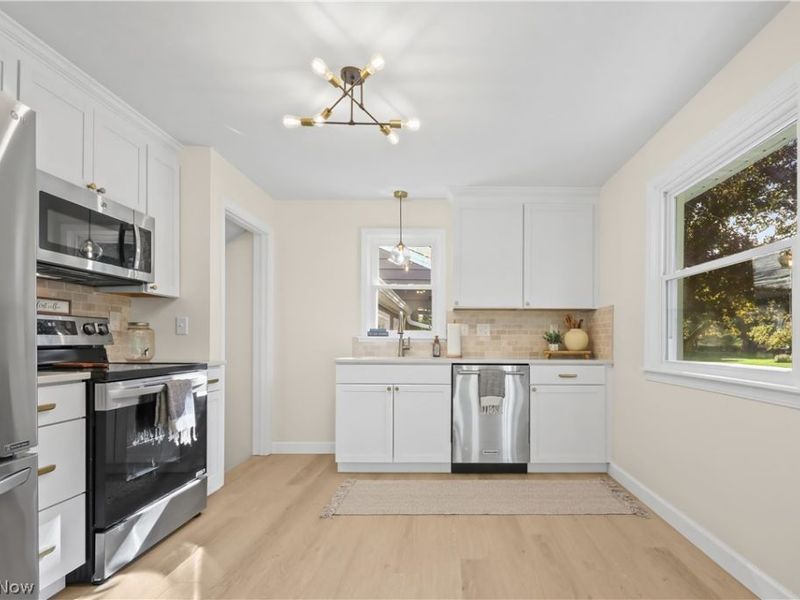 3411 Sweitzer Street NW, Uniontown, OH 44685 Photo 8