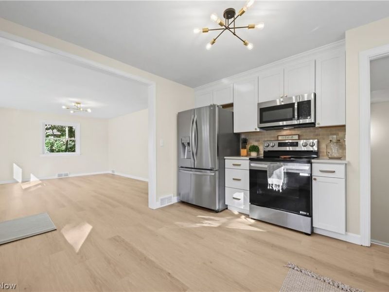 3411 Sweitzer Street NW, Uniontown, OH 44685 Photo 9