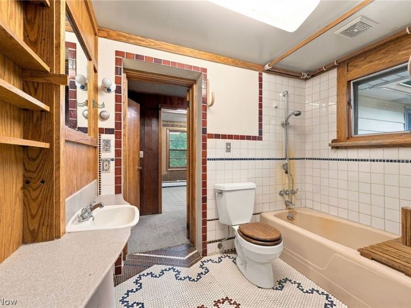1365 Hillandale Drive, Bath, OH 44333 Photo 17