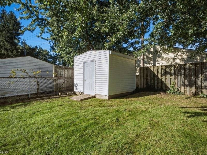 1578 Chelmsford Road, Mayfield Heights, OH 44124 Photo 29