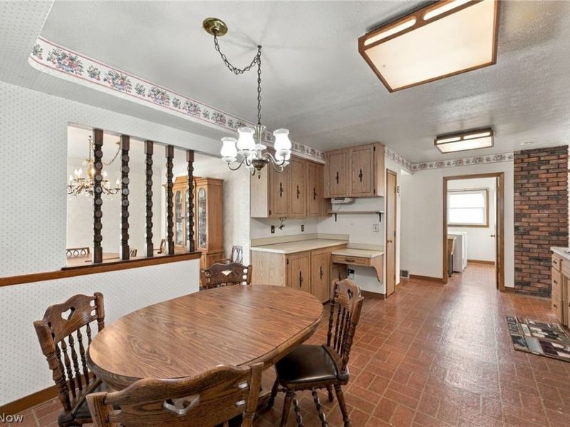 1578 Chelmsford Road, Mayfield Heights, OH 44124 Photo 6
