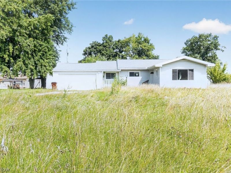8240 Spencerville Road, Lima, OH 45806 Photo 2