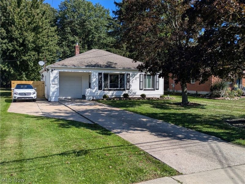 4119 Columbia Road, North Olmsted, OH 44070 Photo 1