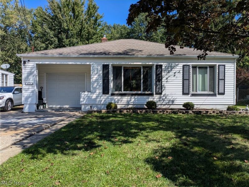 4119 Columbia Road, North Olmsted, OH 44070 Photo 3
