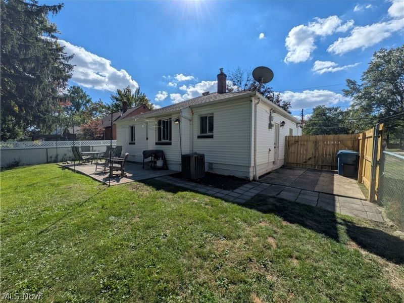 4119 Columbia Road, North Olmsted, OH 44070 Photo 6