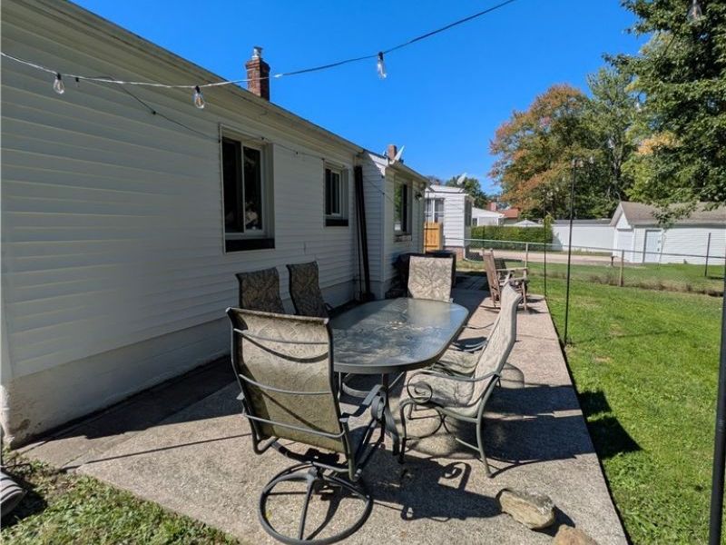 4119 Columbia Road, North Olmsted, OH 44070 Photo 8