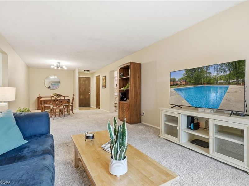 4187 Columbia Road, Unit 136, North Olmsted, OH 44070 Photo 6