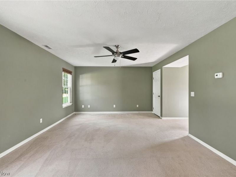 8735 Ashton Pl Drive, North Ridgeville, OH 44039 Photo 12