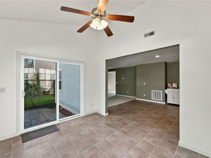 8735 Ashton Pl Drive, North Ridgeville, OH 44039 Photo 18
