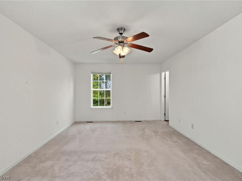 8735 Ashton Pl Drive, North Ridgeville, OH 44039 Photo 32
