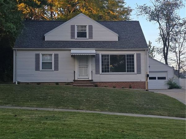 5785 Andover Boulevard , Garfield Heights, OH 44125