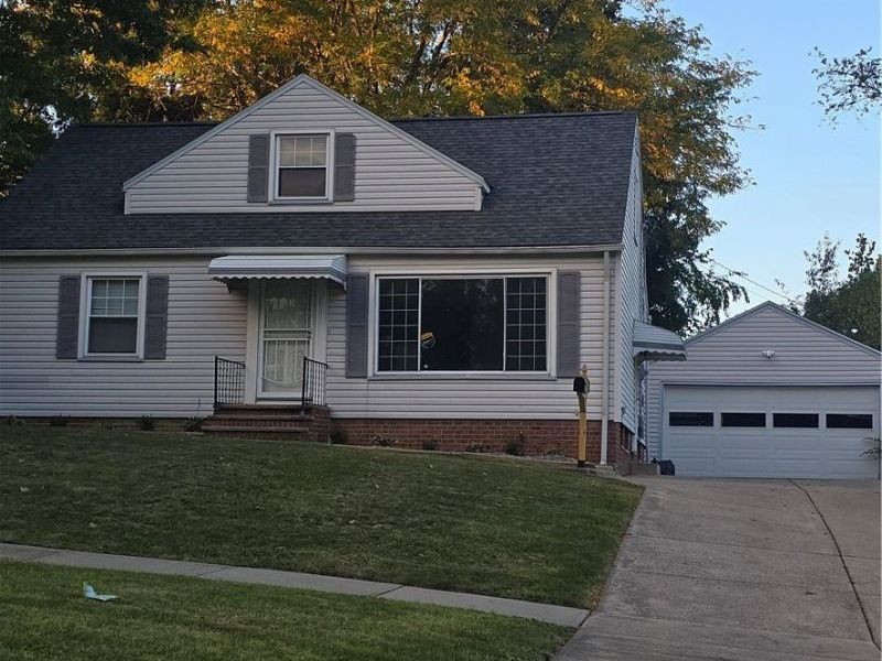 5785 Andover Boulevard, Garfield Heights, OH 44125 Photo 2