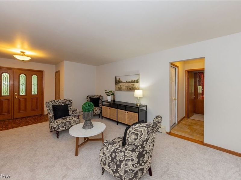 4894 Coldbrook Drive, Mantua, OH 44255 Photo 4