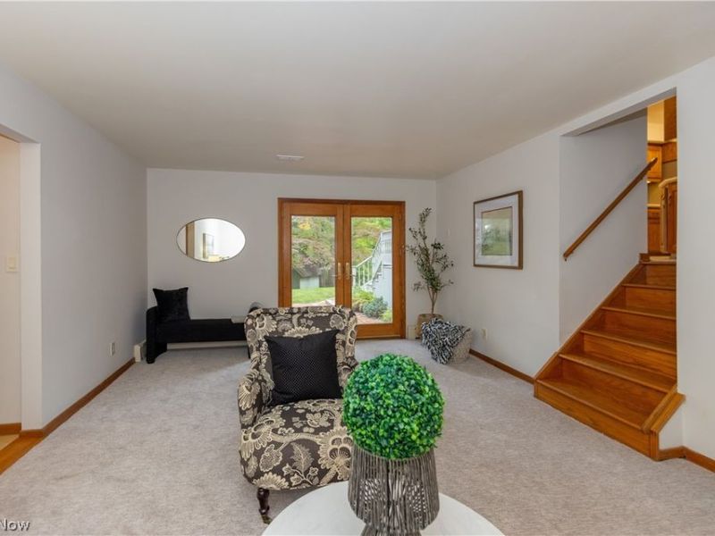 4894 Coldbrook Drive, Mantua, OH 44255 Photo 5