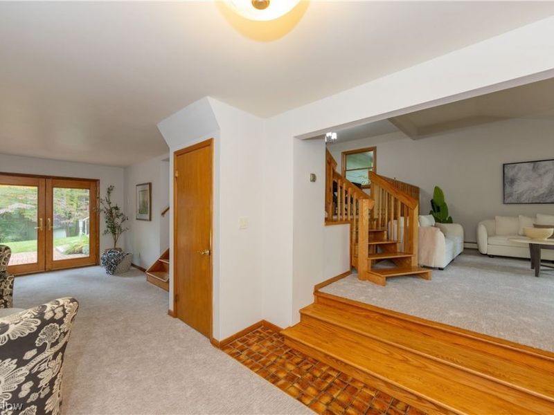 4894 Coldbrook Drive, Mantua, OH 44255 Photo 6