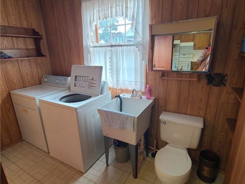 812 S Zane Highway, Martins Ferry, OH 43935 Photo 16