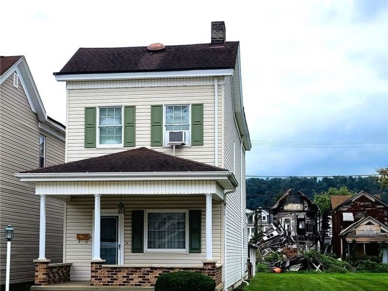 812 S Zane Highway, Martins Ferry, OH 43935 Photo 3