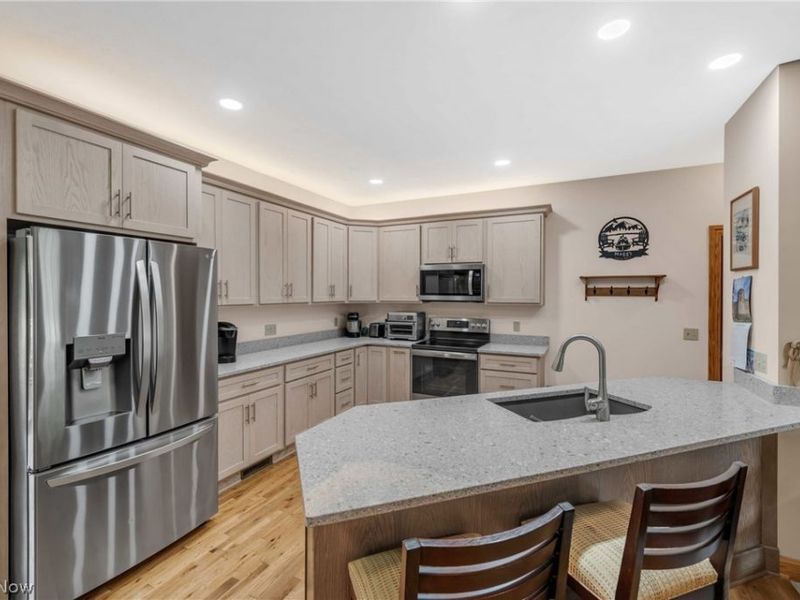 2275 Abbeyville Road, Valley City, OH 44280 Photo 6
