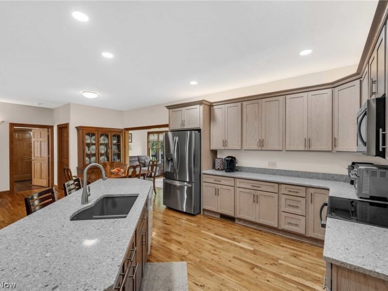 2275 Abbeyville Road, Valley City, OH 44280 Photo 8