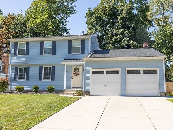 5812 Marine Parkway , Mentor on the Lake, OH 44060