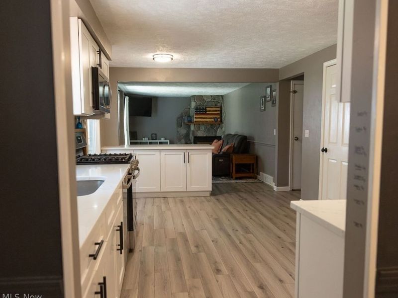 5812 Marine Parkway, Mentor on the Lake, OH 44060 Photo 13
