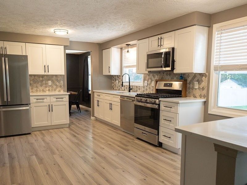 5812 Marine Parkway, Mentor on the Lake, OH 44060 Photo 15