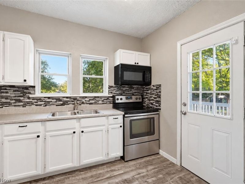2415 Goodenough Avenue, Akron, OH 44320 Photo 7