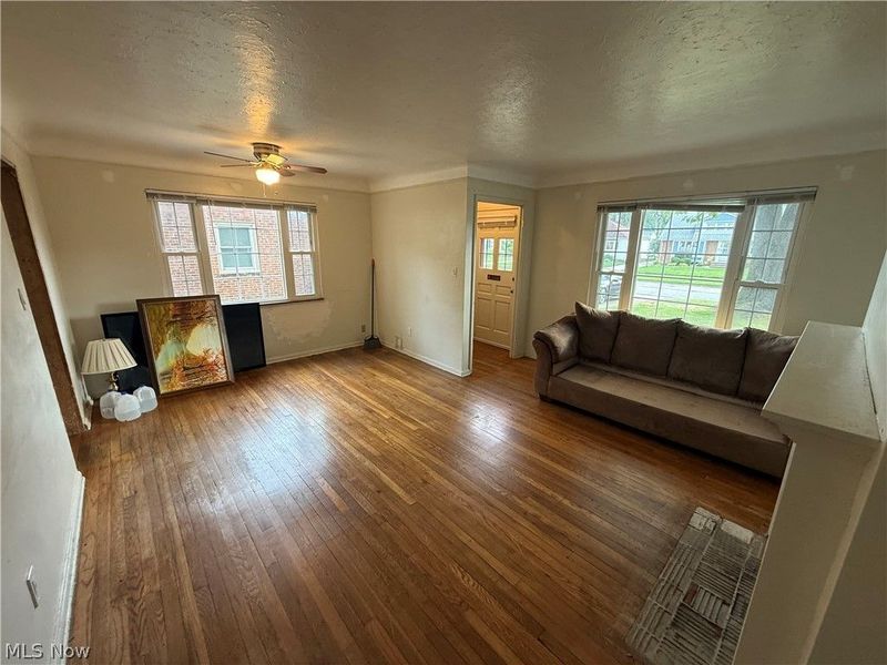 4588 W 227th Street, Fairview Park, OH 44126 Photo 10