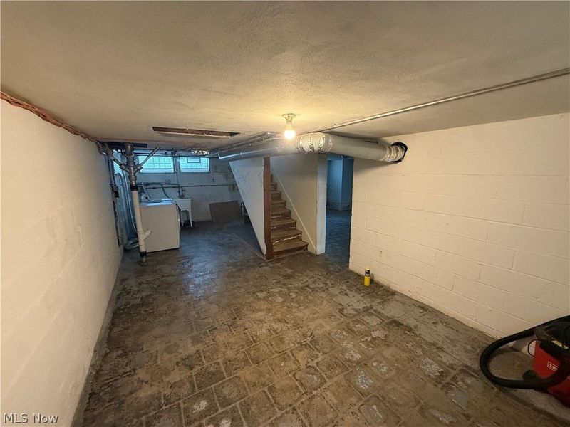 4588 W 227th Street, Fairview Park, OH 44126 Photo 22