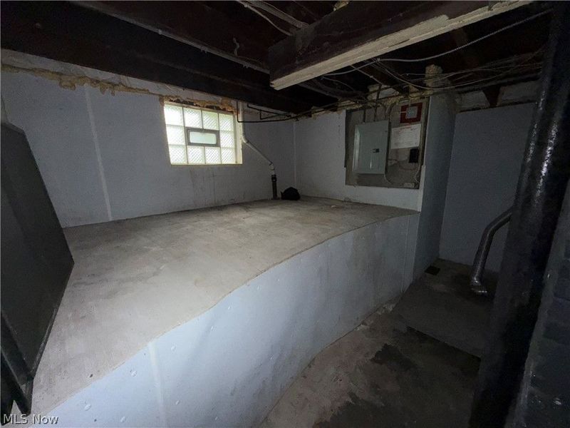 500 E 129th Street, Cleveland, OH 44108 Photo 24