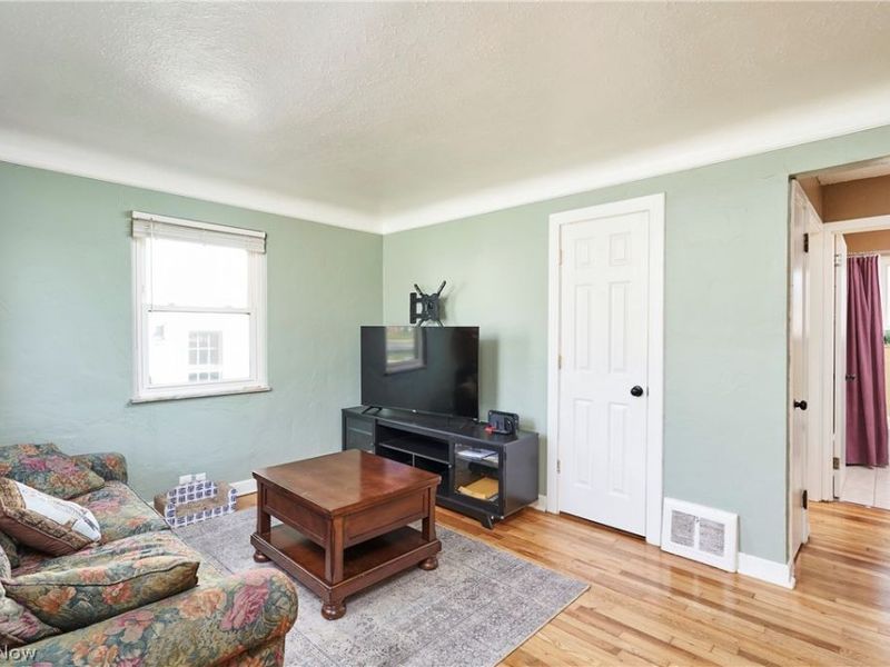 5961 Broadview Road, Parma, OH 44134 Photo 10