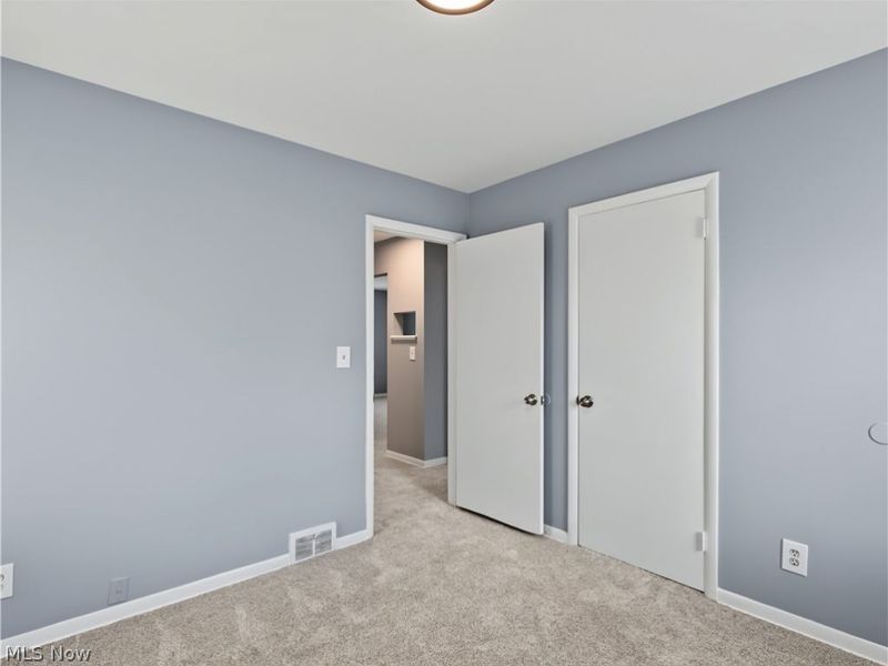 1064 Ray Street , Akron, OH 44306 Photo 17