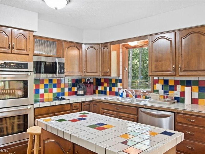 7539 Old Quarry Lane, Brecksville, OH 44141 Photo 12
