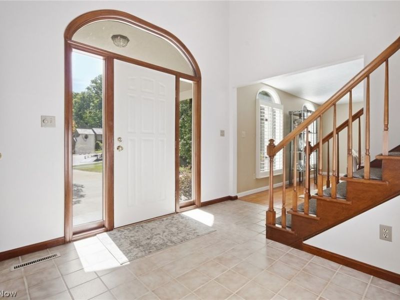 7539 Old Quarry Lane, Brecksville, OH 44141 Photo 3