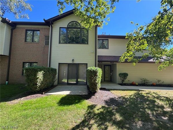 7266 Village Drive , Mentor, OH 44060