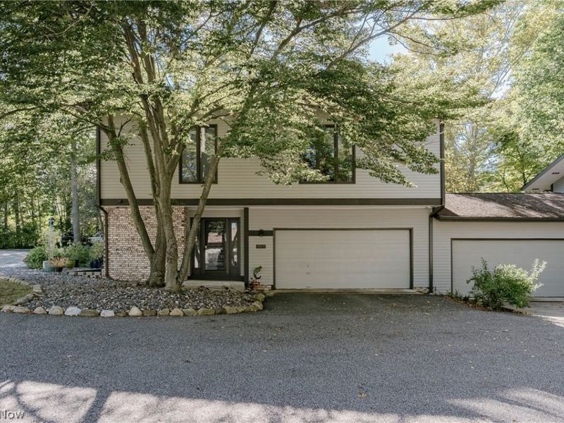 6889 Woodwalk Drive, Unit 46, Brecksville, OH 44141 Photo 38