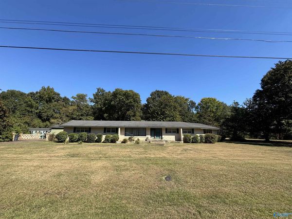 1812 Oak Crest Drive, Marion, AL 36756