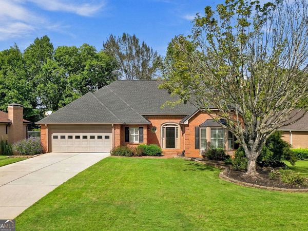360 Stepping Stone Drive, Alpharetta, GA 30004
