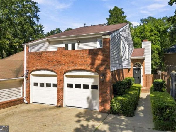 1831 Rockridge Place NE, Atlanta, GA 30324