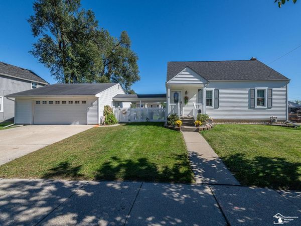 1230 Michigan Avenue, Monroe, MI 00000