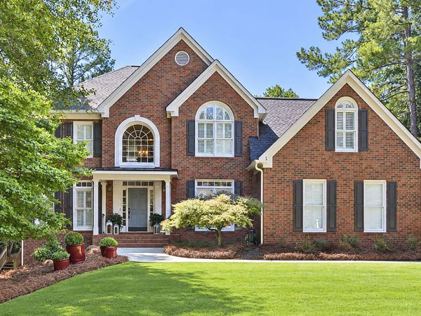 325 Stonehaven Drive, Fayetteville, GA 30215
