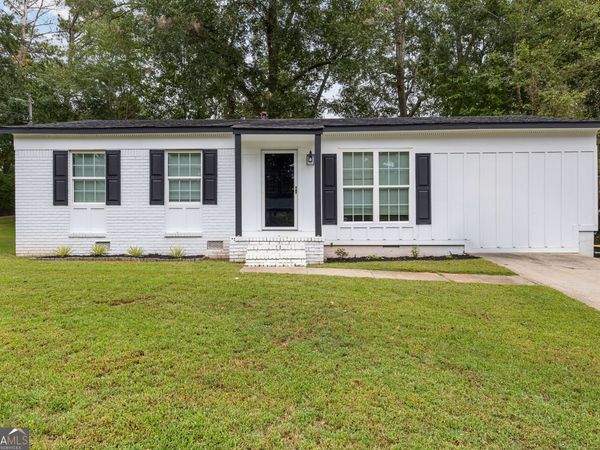 8 Westgate Park Drive, Newnan, GA 30263