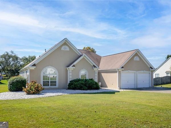 19 Meadow Crest Court, Powder Springs, GA 30127